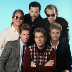 Hew Lewis And The News
